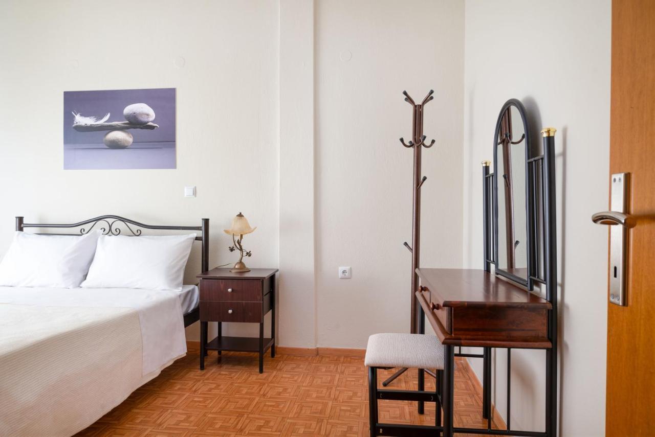 Pleasures House Kavala Apartment ภายนอก รูปภาพ