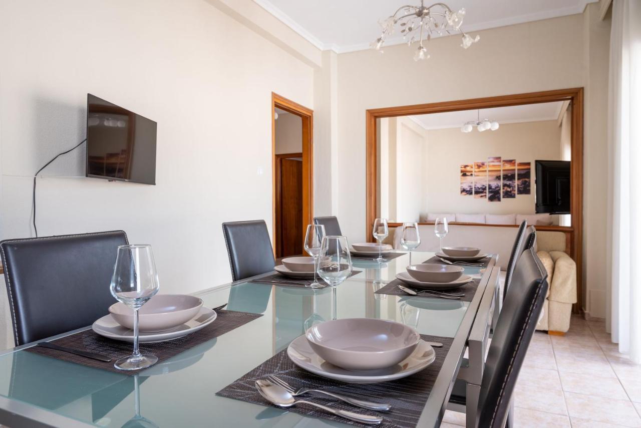 Pleasures House Kavala Apartment ภายนอก รูปภาพ